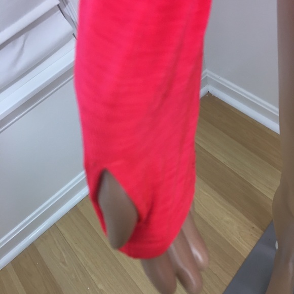 Under armour women top size M - Picture 3 of 4